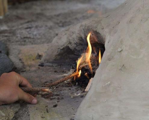 Lehmofen Fladenbrot – gewürzt mit natürlichen Kräutern aus der Ramsi Naturerlebniswelt