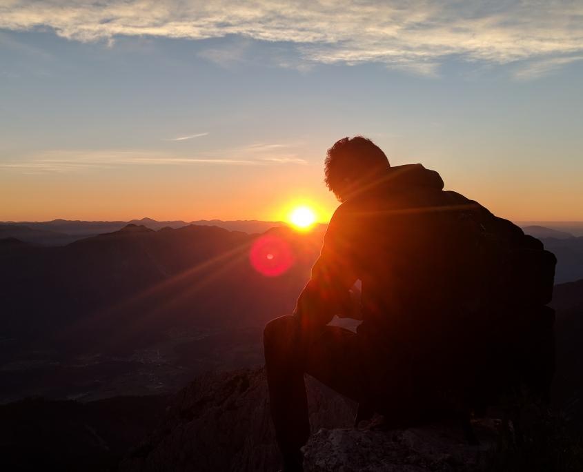 Simply indescribable: A sunrise hike in the mountains is a must!