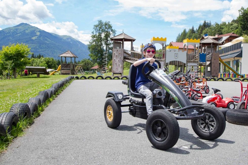 Anreise-Kinderhotel-Ramsi-Sommer