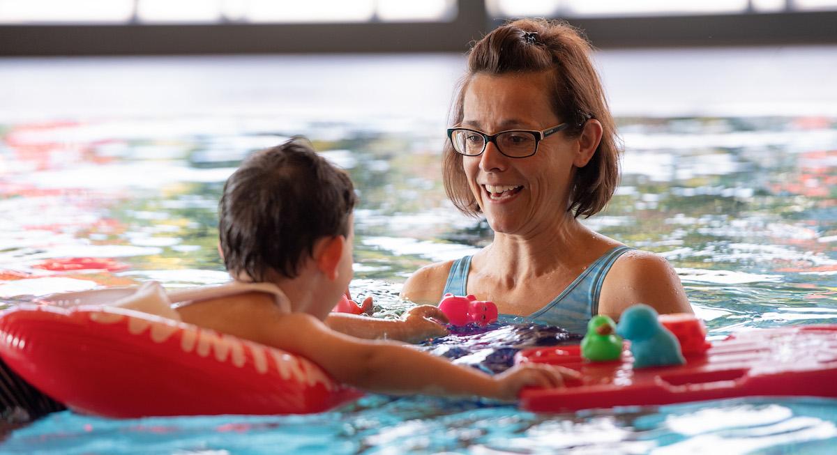 Familienurlaub Kinderhotel Ramsi Schwimmen lernen
